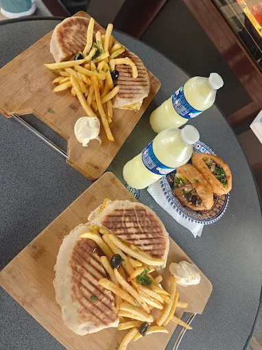 Paninis maison et citronnade